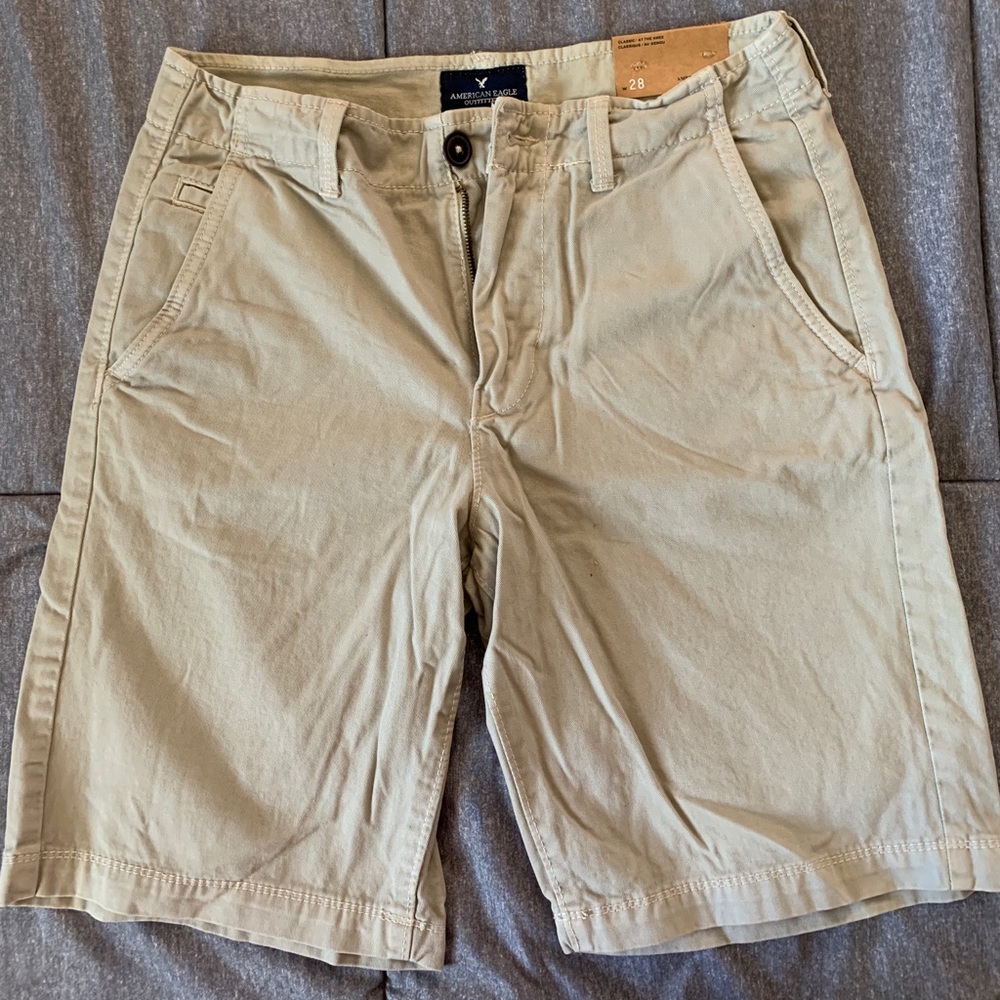 MENS - American Eagle Classic Shorts - 28 (NWT)